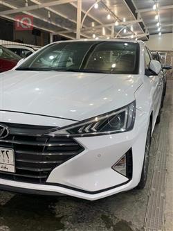 هیوندای ئەلەنترا